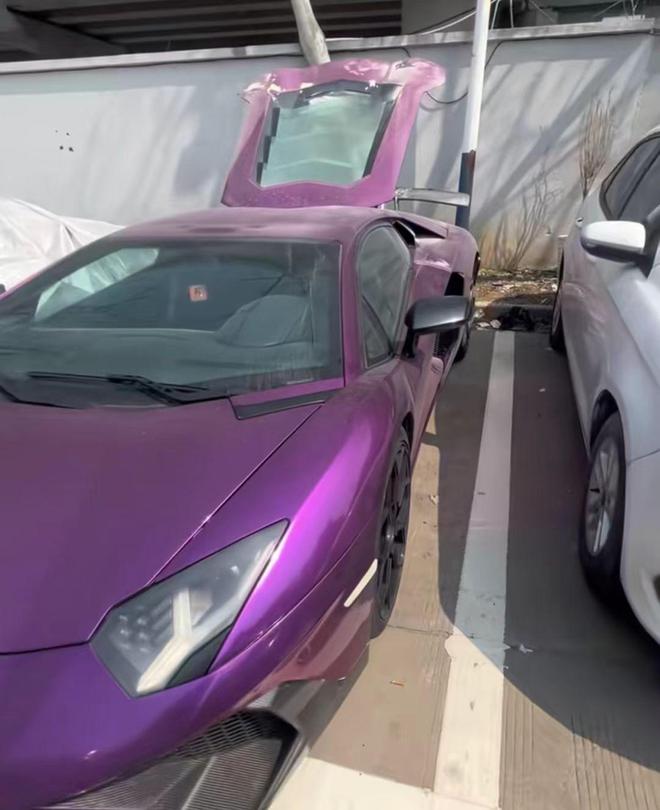 路口追尾三轮车怎么办_三轮追尾轿车_追尾三轮车一定是后车全责吗